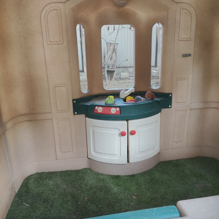 Детский игрушечный домик