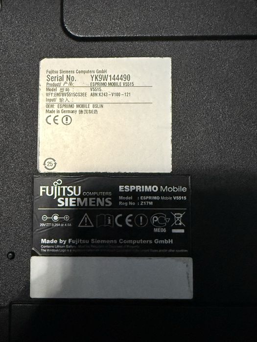 Vand laptop Fujitsu de piese model V5515