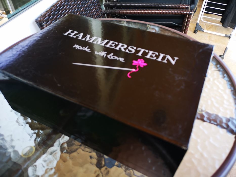 Дамски сандали марка Hammerstein със змийски принт