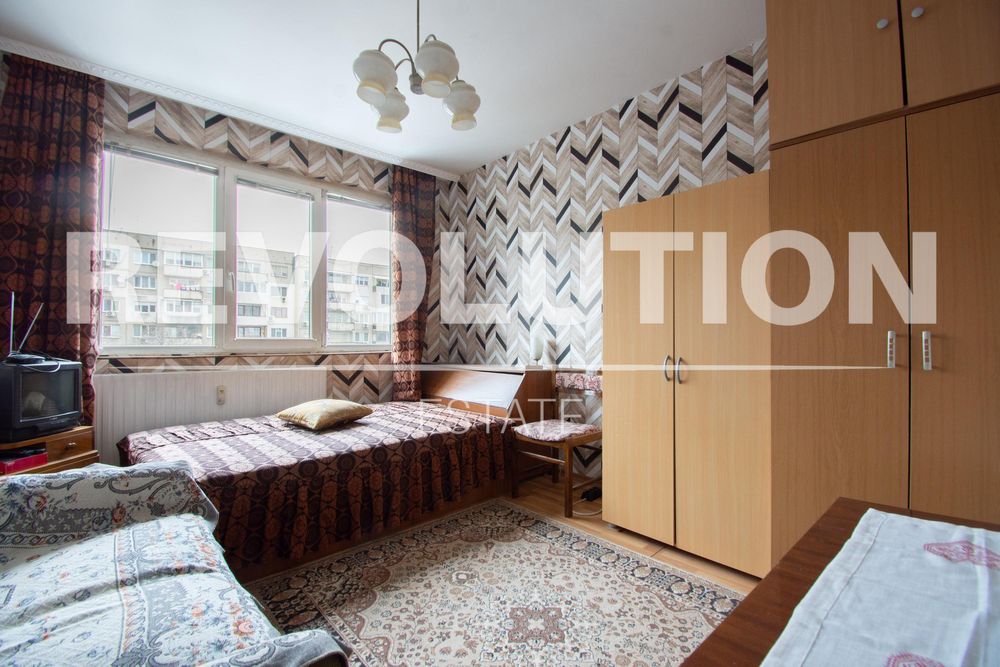 Дава се под наем Тристаен апартамент в София, Разсадника - 79 кв.м за 511 € - Снимка #1