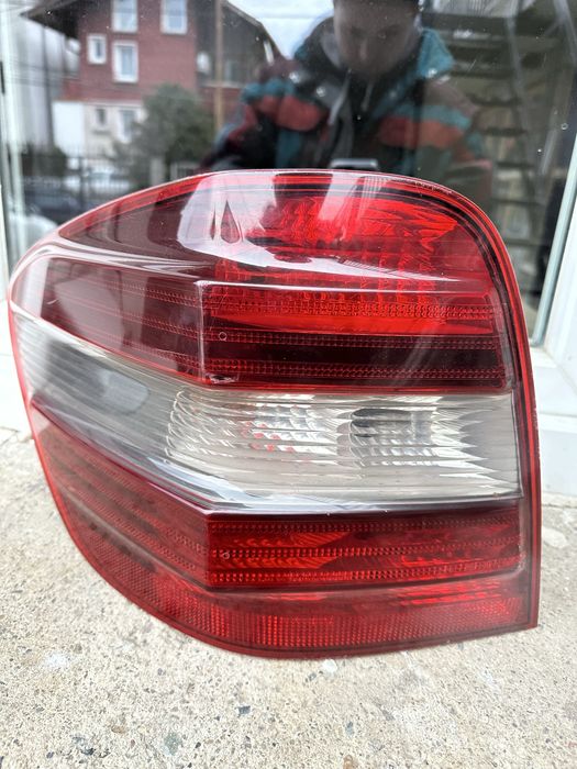 Ляв стоп Mercedes ml w164 мерцедес мл в164