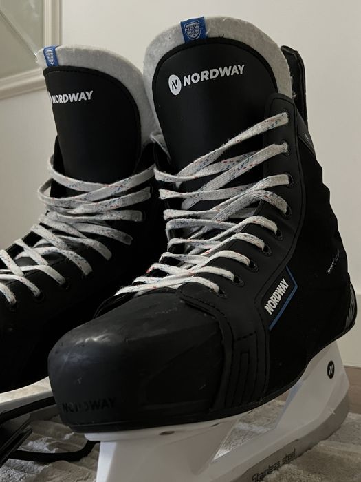 Коньки 44.5-45 размер