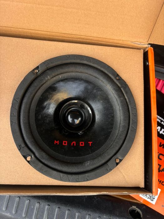 Колонка на машину