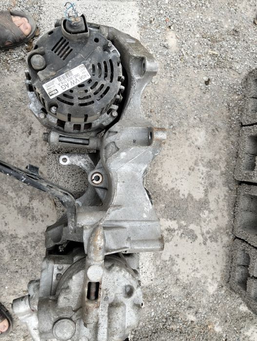 Генератор, компрессор на Ауди и пассат