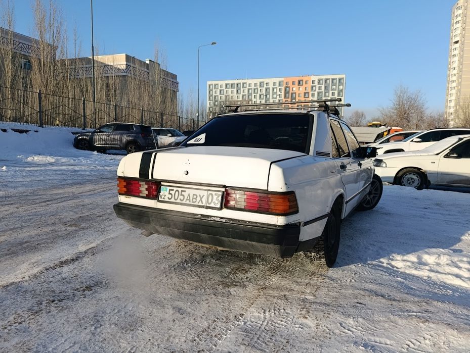 Продам Мерседес 190