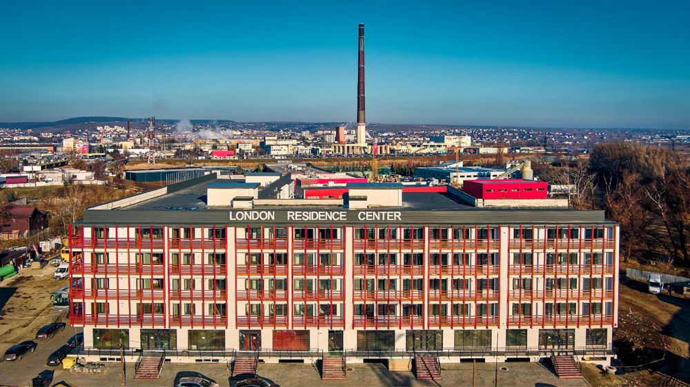 Vand/ inchiriez Spatii comerciale 70mp-1400mp!