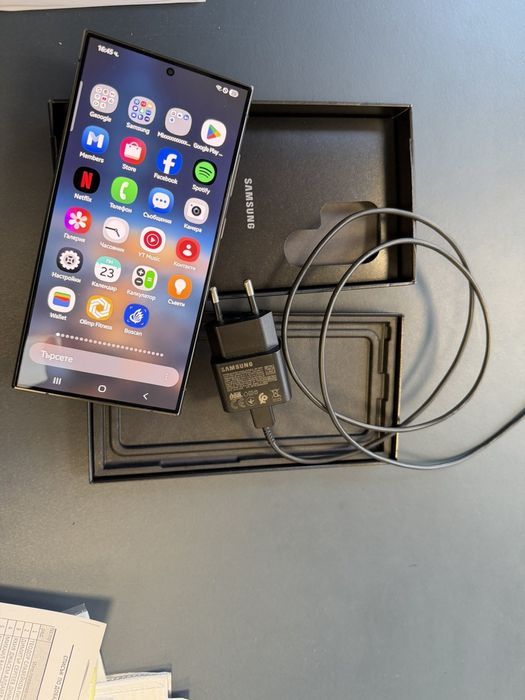 Продавам  Samsung Galaxy  S24 Ultra