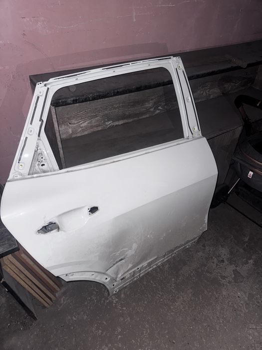 Задний правй дверь Kia Sportage