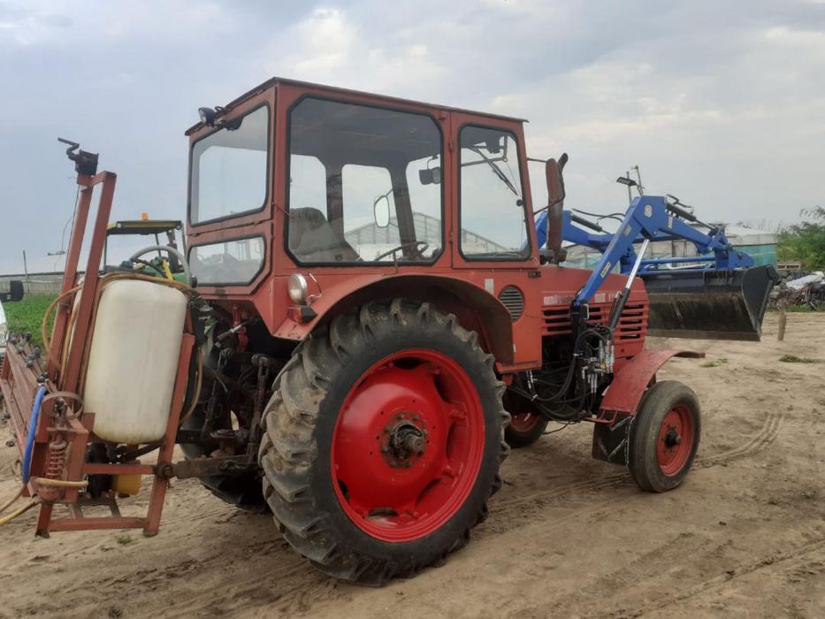 Vand tractor an 2001