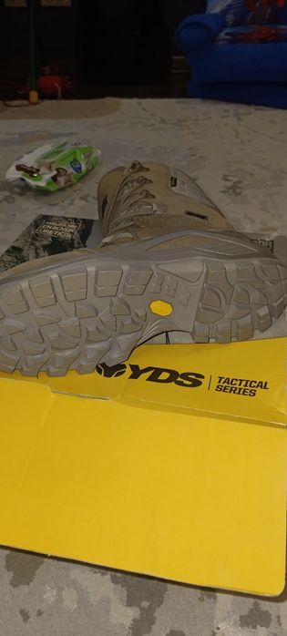 Берцы демисезонные