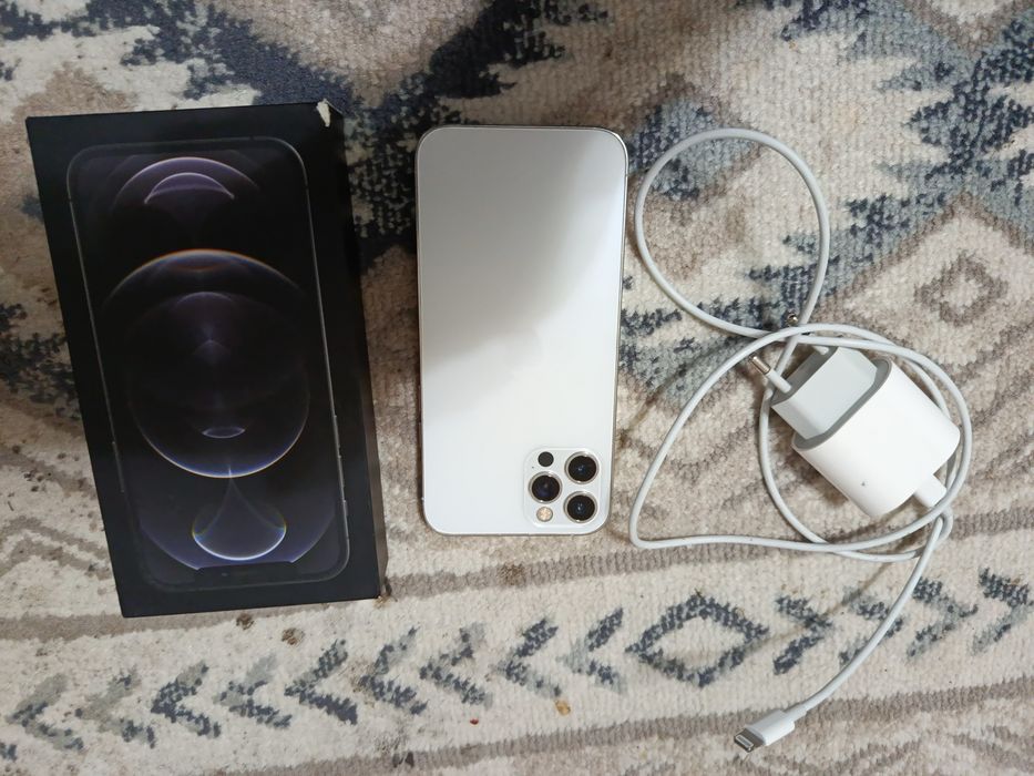 Айфон 12 про 256 памит