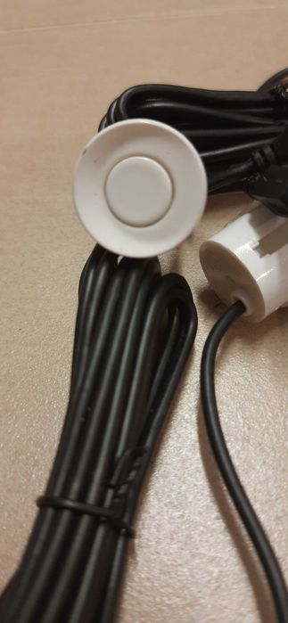 Сензори ( датчик ) за парктроник - бели, нови