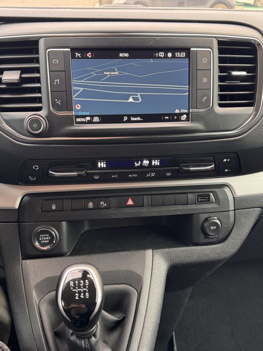 Opel Zafira Vivaro Life L Elegance 2.0Diesel 150CP Head-Up Navi LED