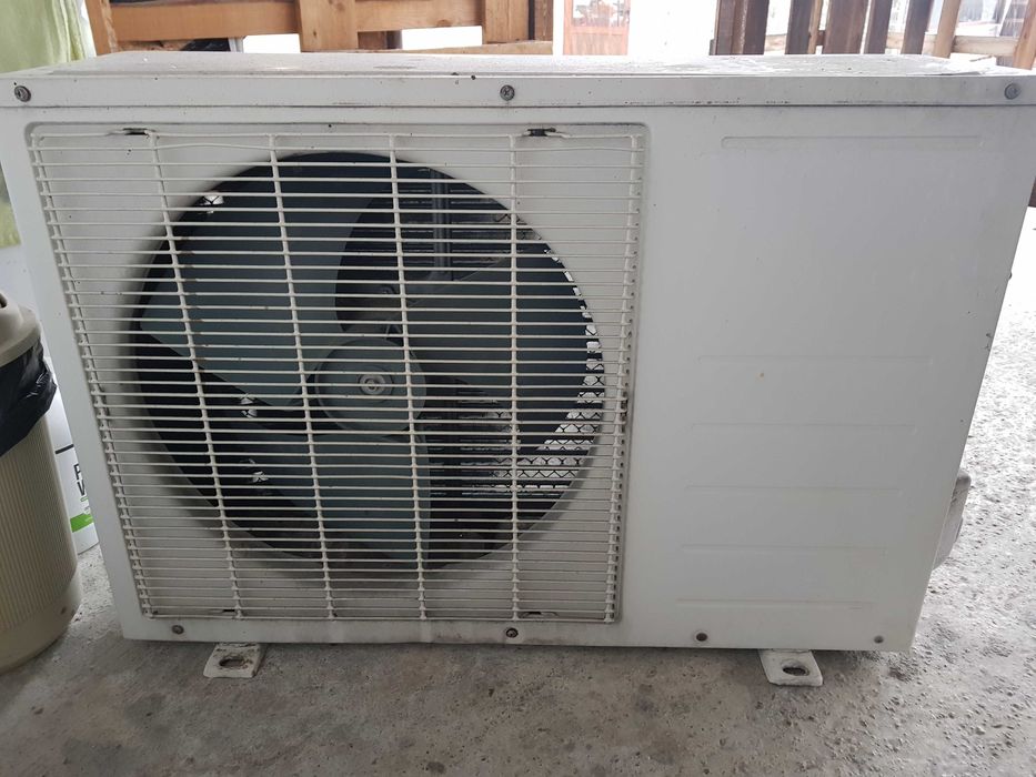 Климатик Midea 12 BTU