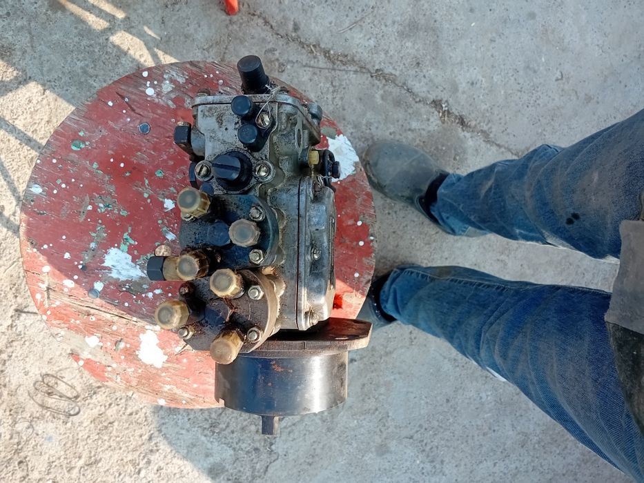 ТНВД продается для трактора СМД 72-73