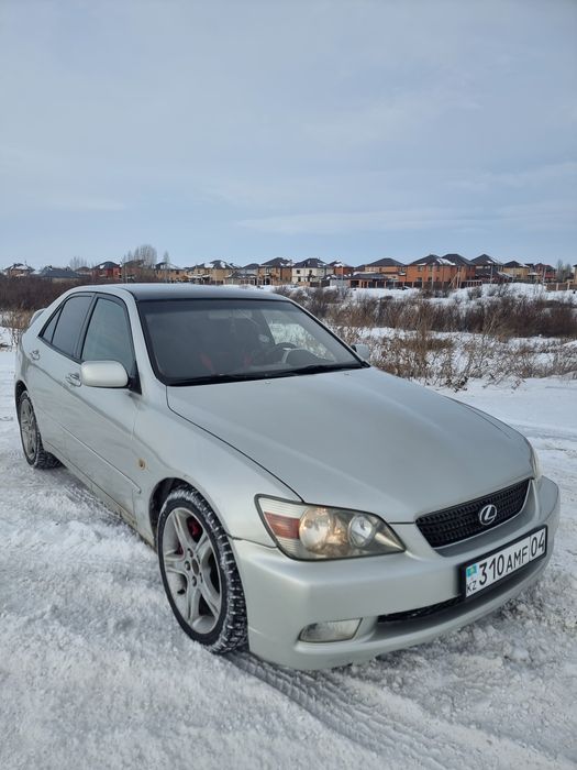 Продам или обмен lexus is200