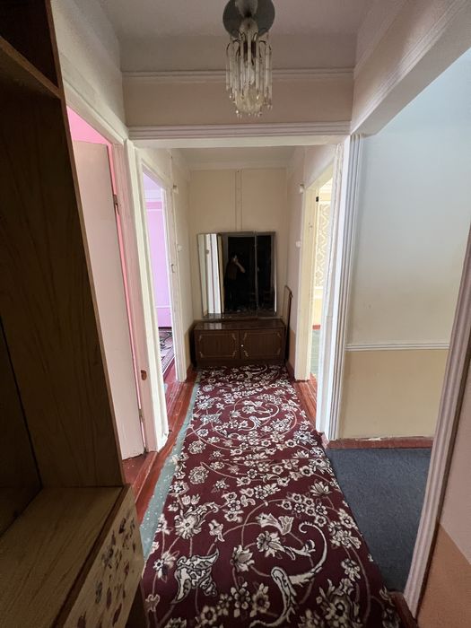 Ноҳол ресторанини орқасида  учинчи этаж уч хона