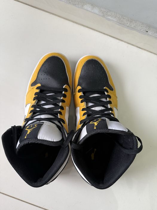 Jordan 1 Mid като нови