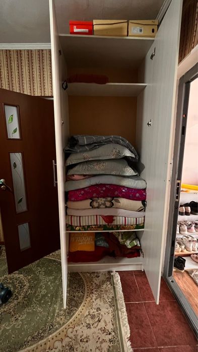 Продам шкаф большой