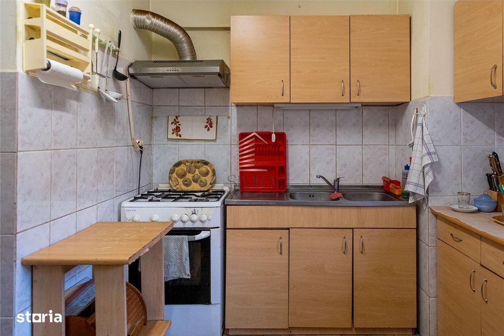 Apartament 4 camere decomandat pta. Decebal