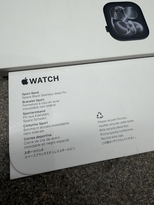 Чисто Нов! Apple Watch 11 46mm Jet Black 36м. Гаранция