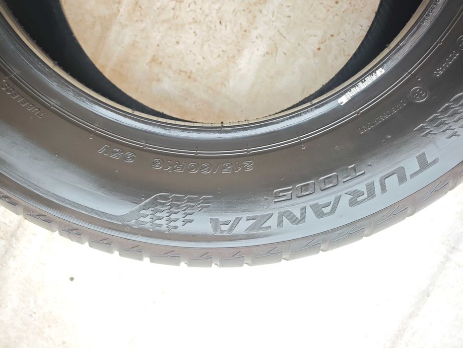 Anvelope 215/60/16 an 2025 ca noi vara BRIDGESTONE Turanza T005