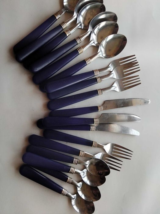 Вилици , Лъжици ,Ножове - 18 броя