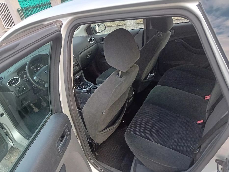 FORD Focus 2006 — imagine 5