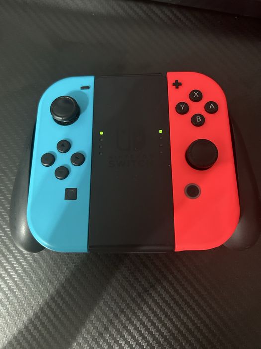 Nintendo switch intact
