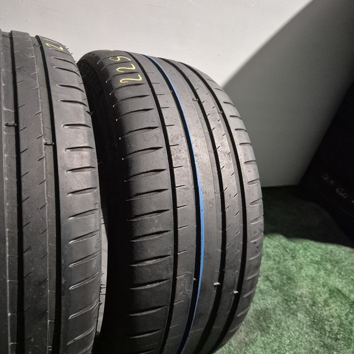 225 40 18 Michelin vară