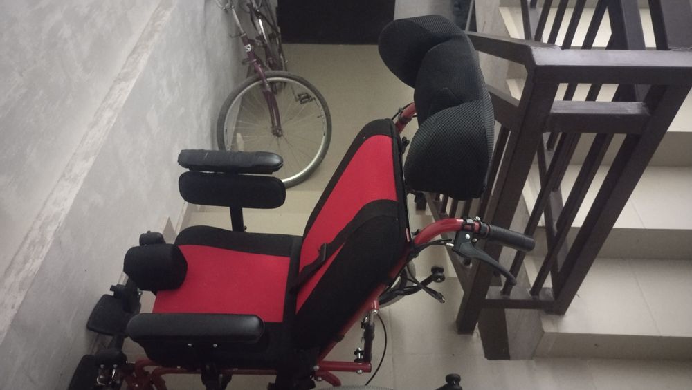 Инвалидный коляска