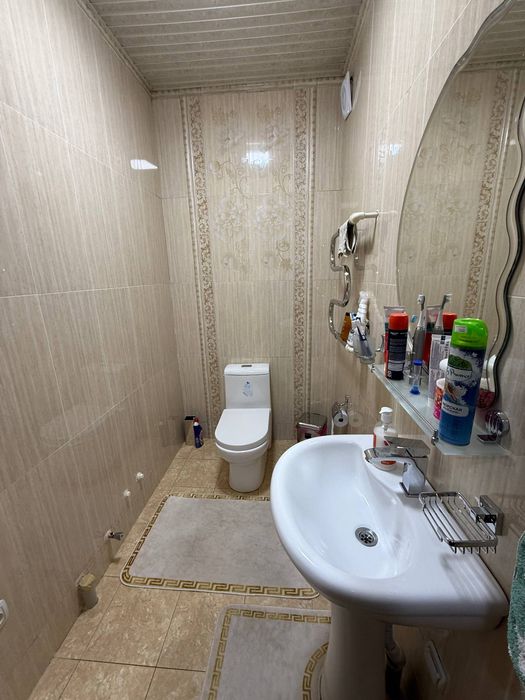 Коратош {4/1/5}Квартира Сотилади 84.5м²Парковка бор