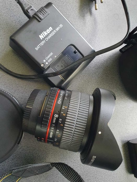 aparat foto DSLR Nikon d7000 + obiective