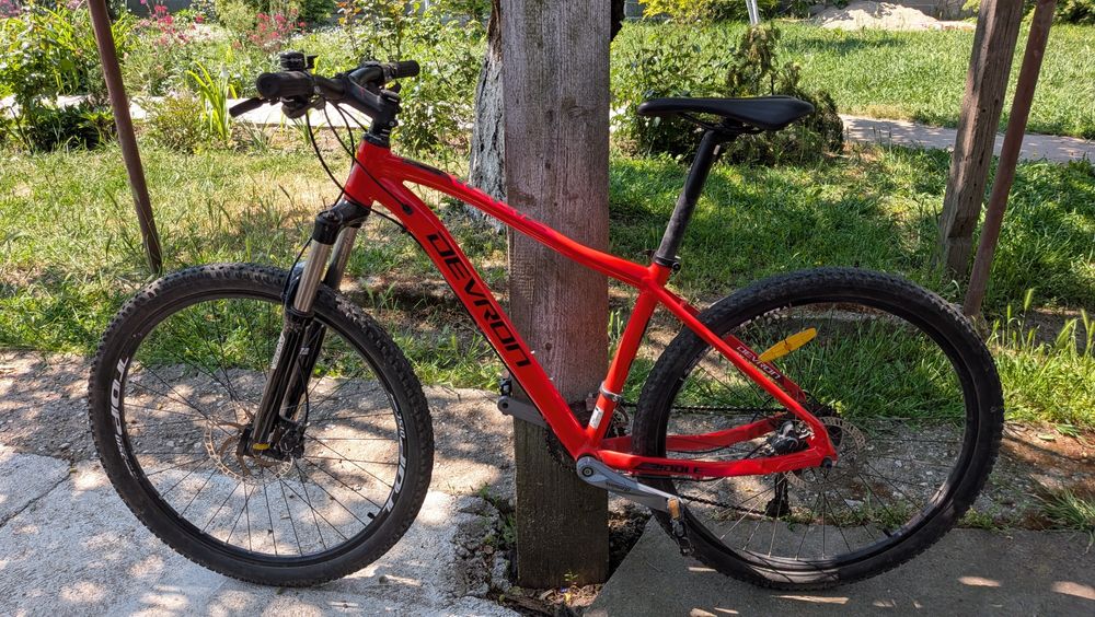 Vând MTB Devron Riddle 27.5