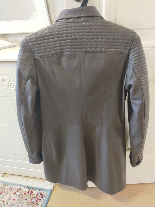 Плащь женский новый, кожанный