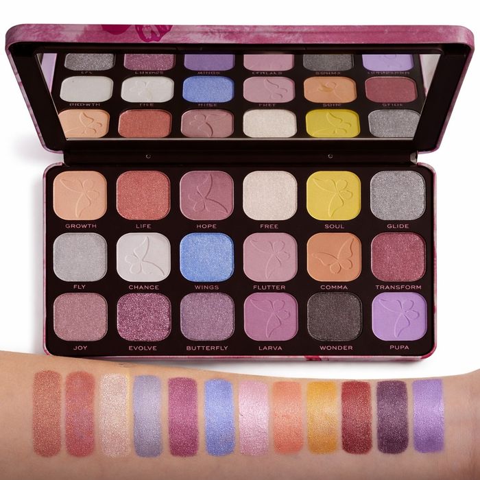 Тени для век от бренда Revolution Beauty london