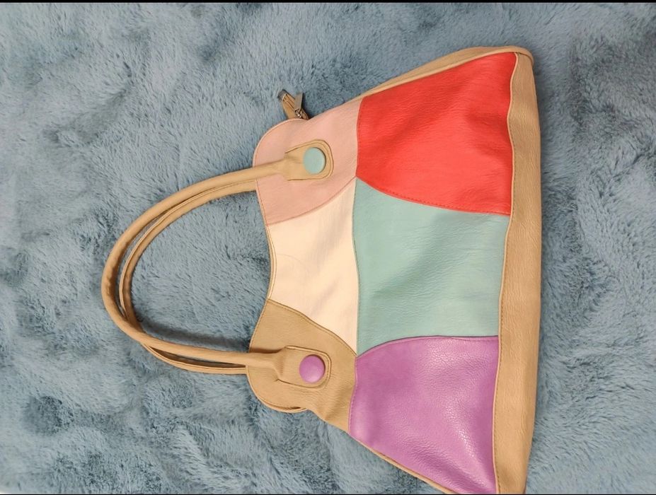 Geanta Tommy Hilfiger originală