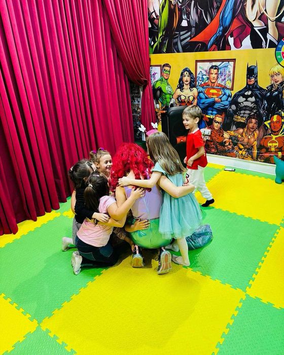 Super animatori Petreceri pentru copii