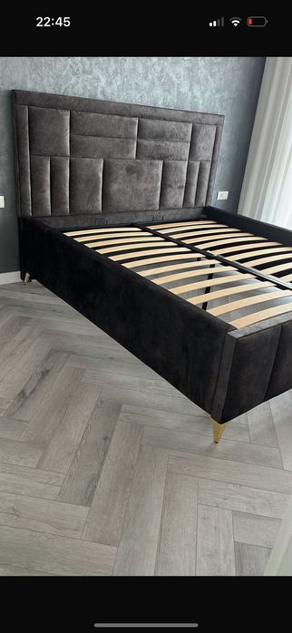 Pat 180/200 .. Pat nou cu somiera pe picioare