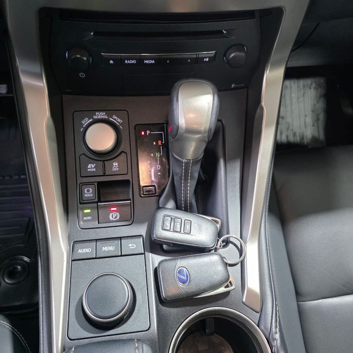 Lexus Seria NX Recent importată,stare impecabilă, preț negociabil