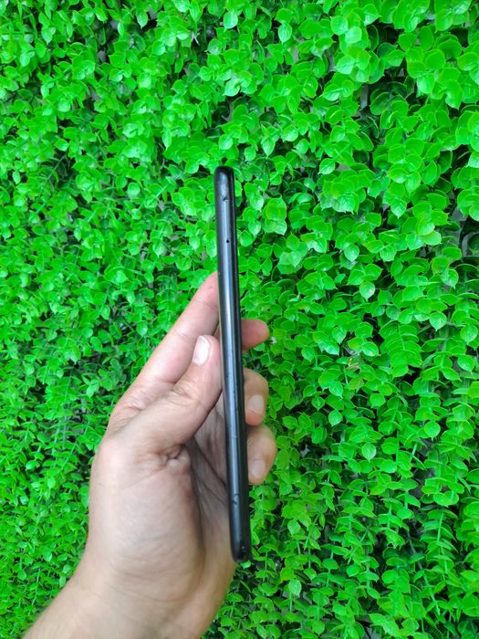 Redmi 10A (32GB) Xolati O'rta Karopka Dakument Aybi Yo'q Sotiladi