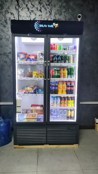 DEVI новый витрынный холодильник