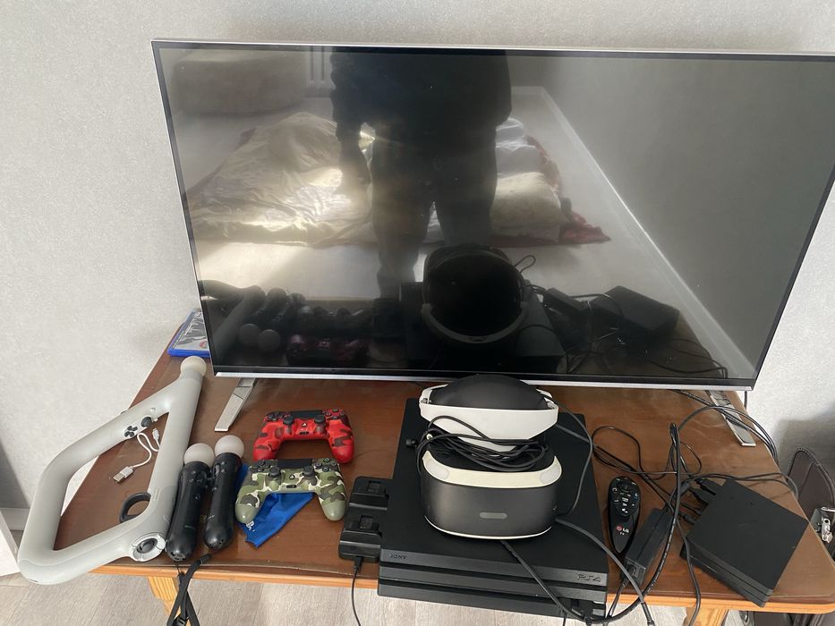 Ps 4 pro, Пс 4 про,  1tb + VR очки + move + Aim Controller