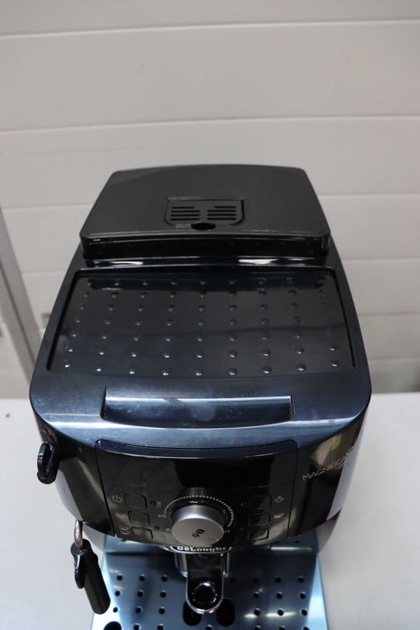 De'Longhi Magnifica S ECAM11.112.B, Автоматична кафемашина 1450W