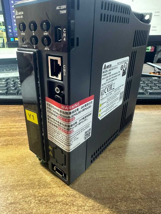 Драйвер для серводвигателя Delta Electronics ASD-B3-0721-L