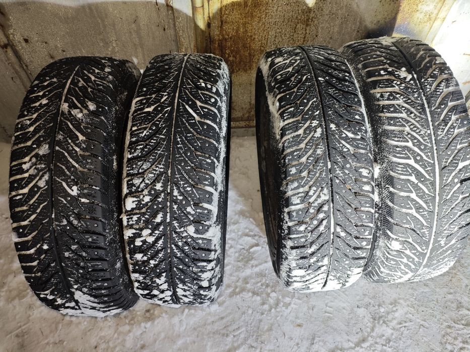 Продам резину змнию Кама с дисками 5.112