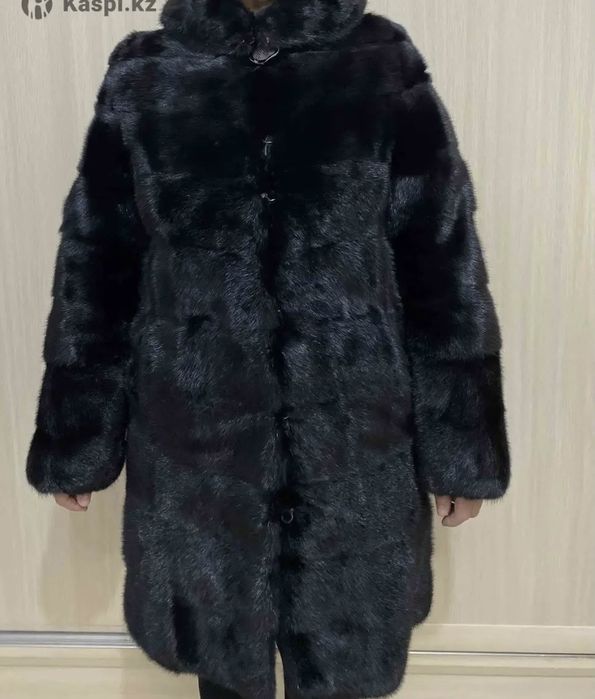 Продам шубу, б/у.