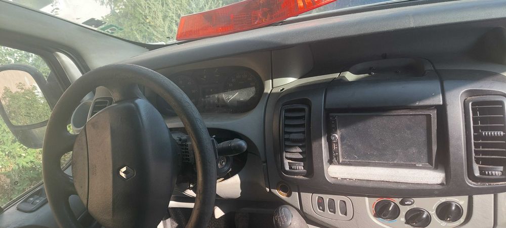 Renault Trafic 1,9 dci , Рено Трафик на части!
Май 2003