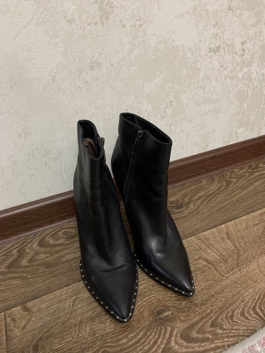 Продам ботильоны