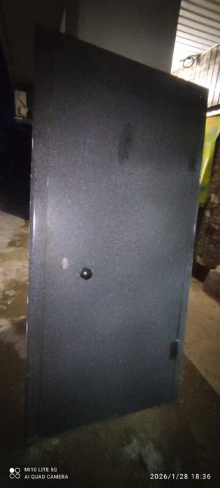 Продам дверь входную